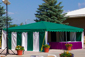 20x20 Traditional Frame Tent Green